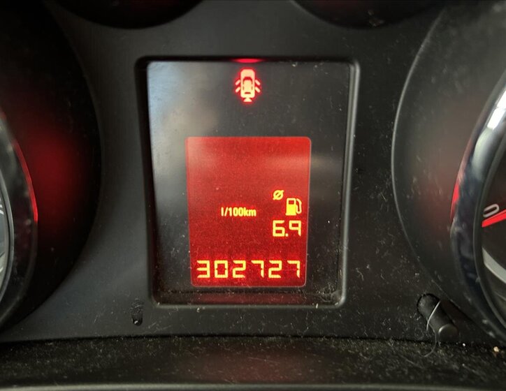 Opel Insignia Kombi 2,0 l 96 kw