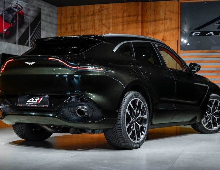 Aston Martin Ostatní SUV 4,0 l 405 kw
