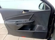 Volkswagen Passat Sedan / Limuzína 2,0 l 103 kw