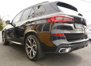 BMW X5 SUV / Terénní 3,0 l 250 kw