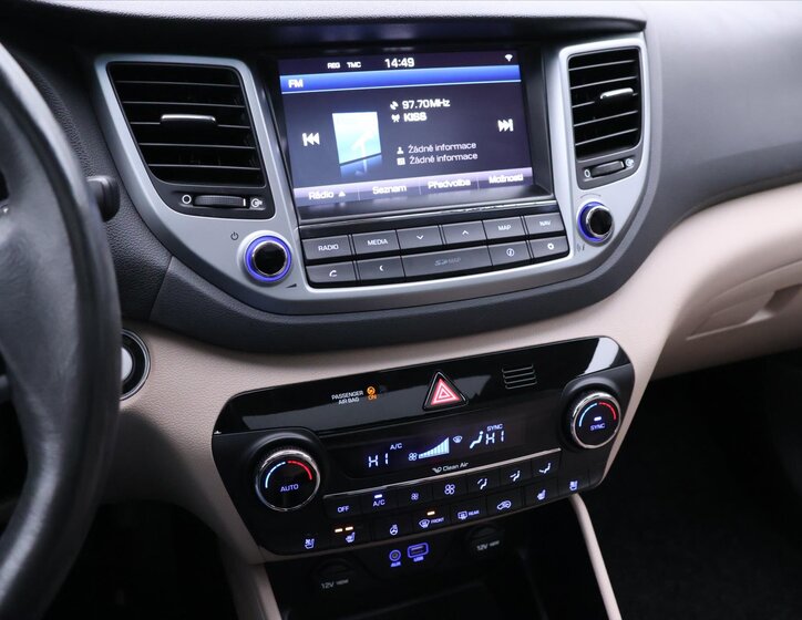 Hyundai Tucson SUV 2,0 l 136 kw