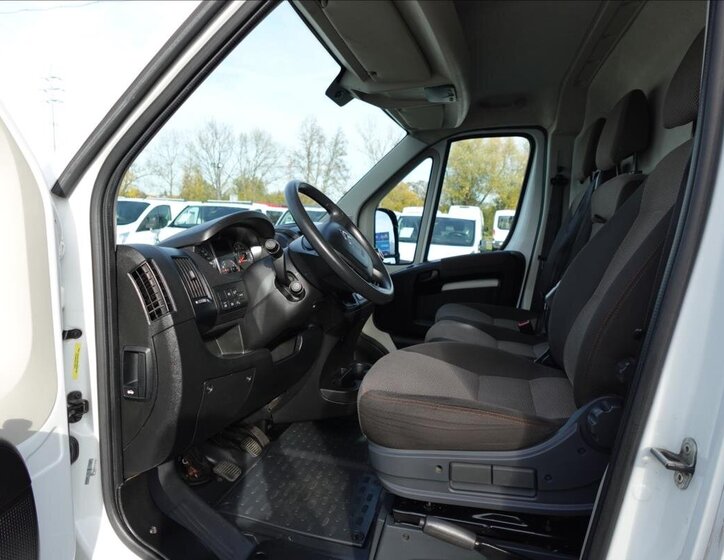 Citroën Jumper Ostatní 2,2 l 121 kw