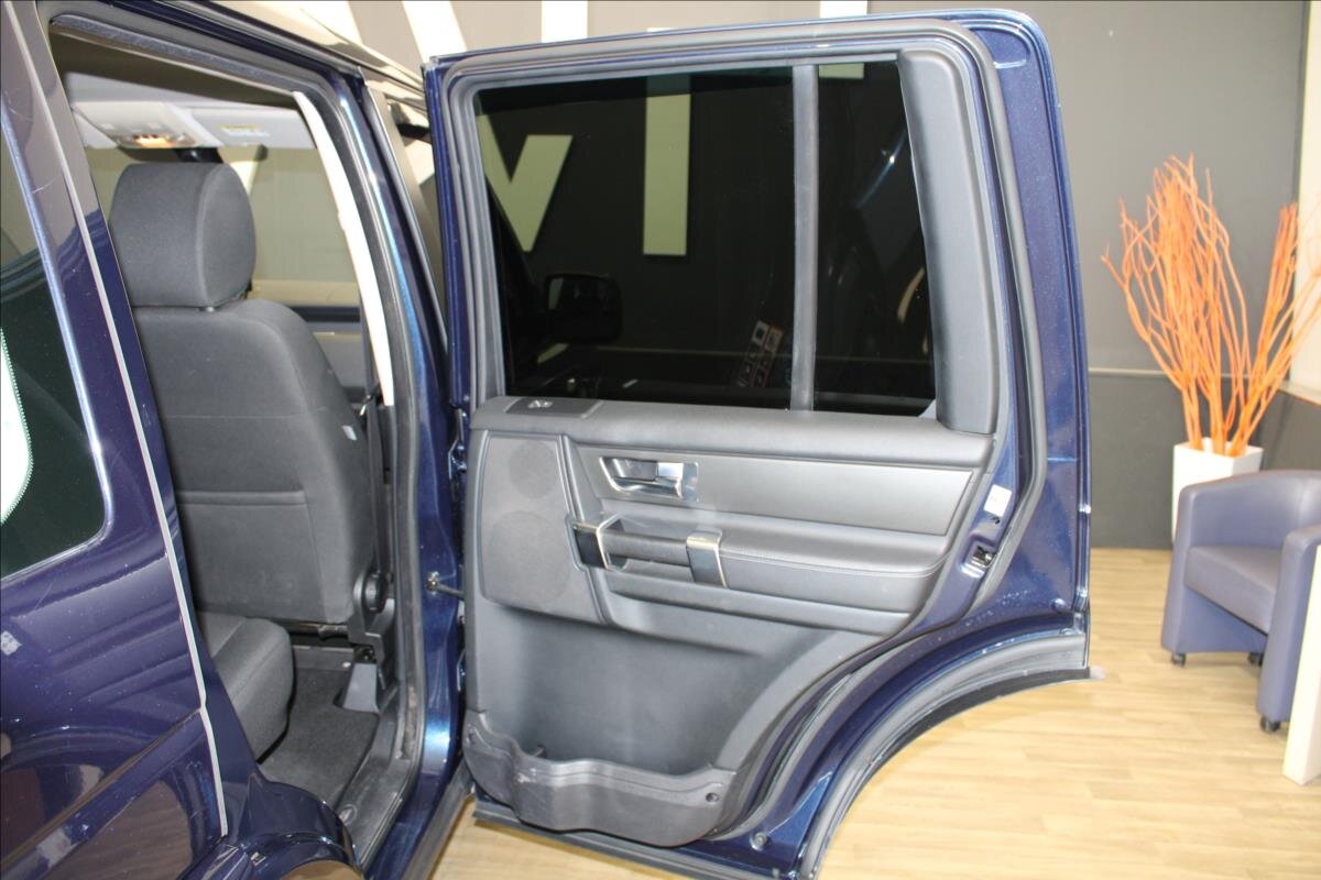 Land Rover Discovery SUV / Terénní 3,0 l 155 kw