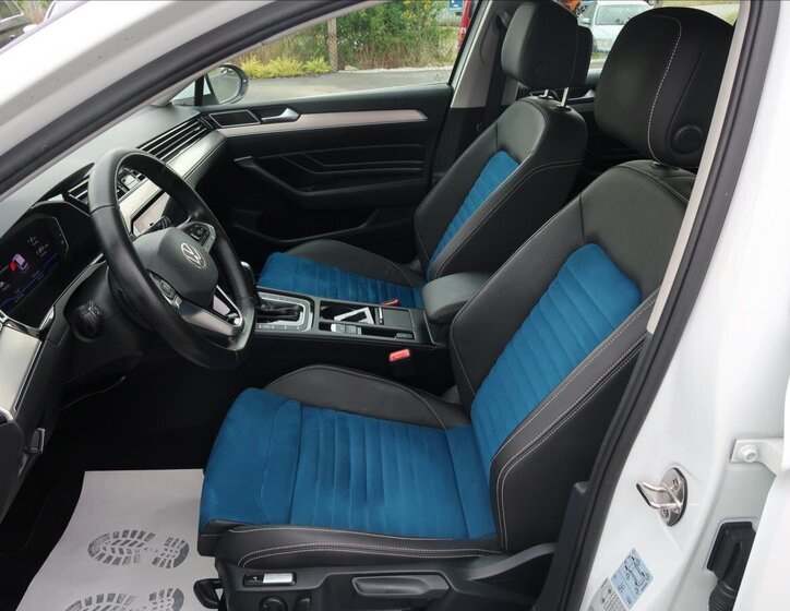 Volkswagen Passat 12