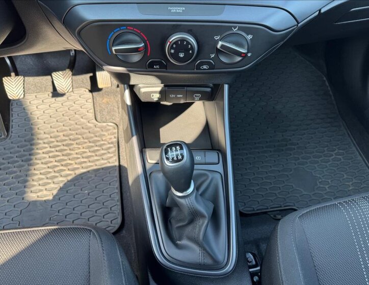 Hyundai i20 Hatchback 1,2 l 57 kw