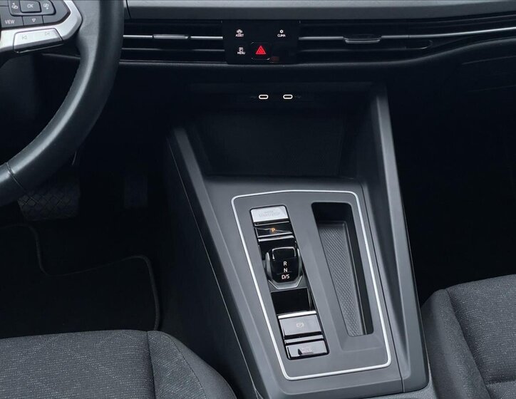 Volkswagen Golf Kombi 1,5 l 110 kw