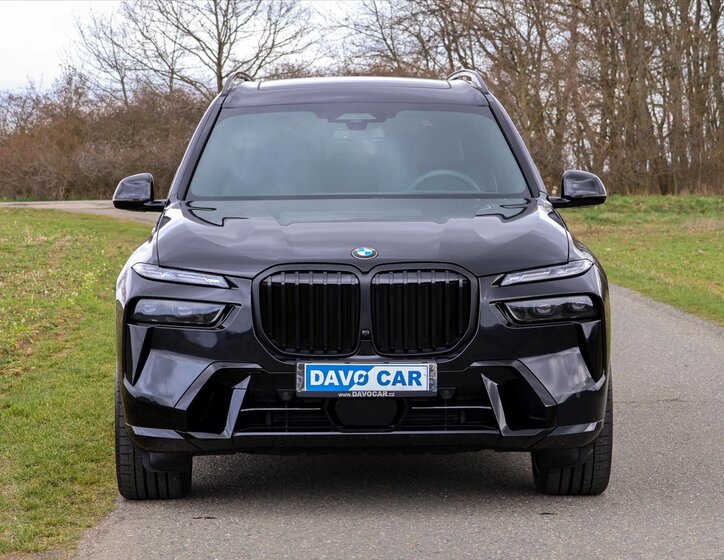 BMW X7 SUV / Terénní 3,0 l 259 kw