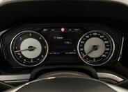 Volkswagen Touareg 14