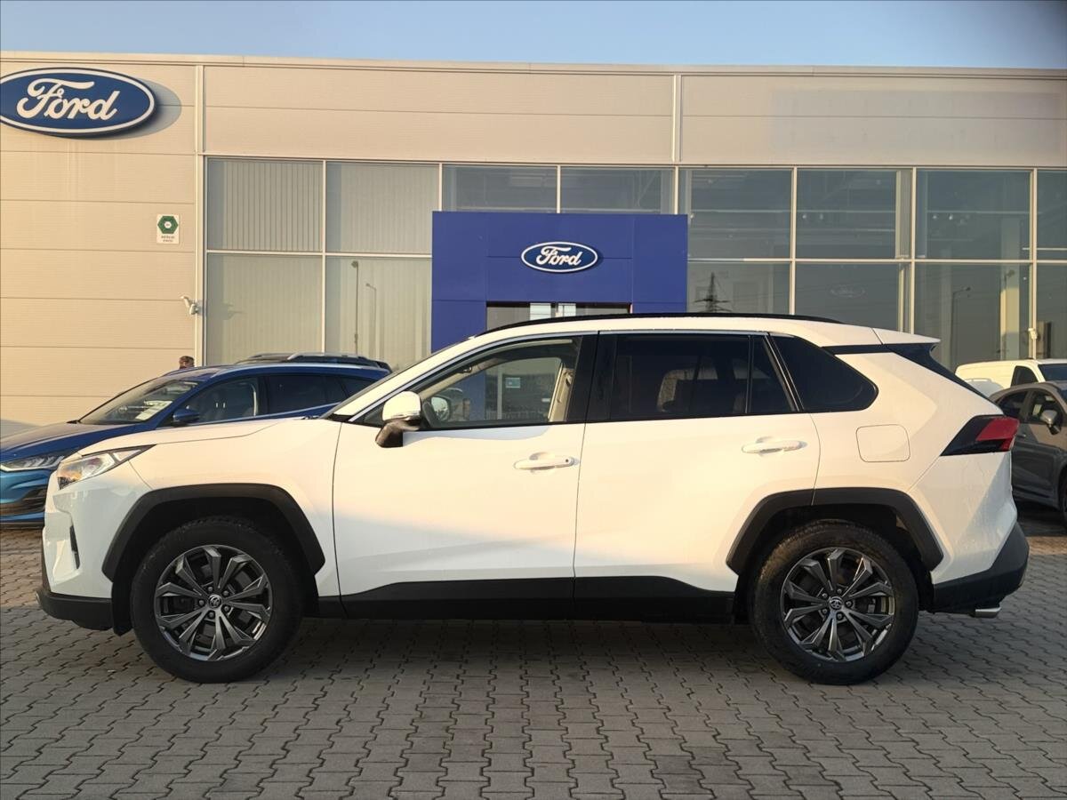 Toyota RAV4 SUV / Terénní 2,0 l 129 kw