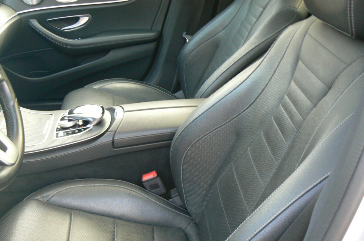 Mercedes-Benz Třídy E Kombi 2,0 l 143 kw