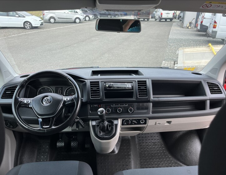 Volkswagen Transporter 17