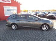 Opel Astra 8
