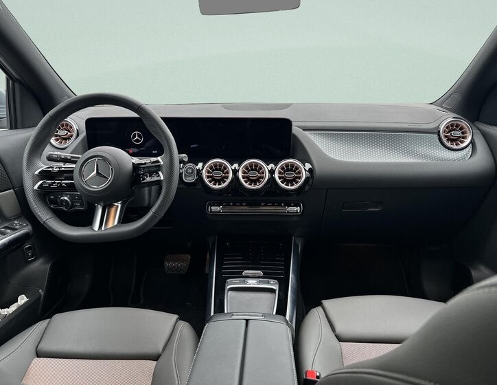 Mercedes-Benz EQA SUV / Terénní 0,0 168 kw