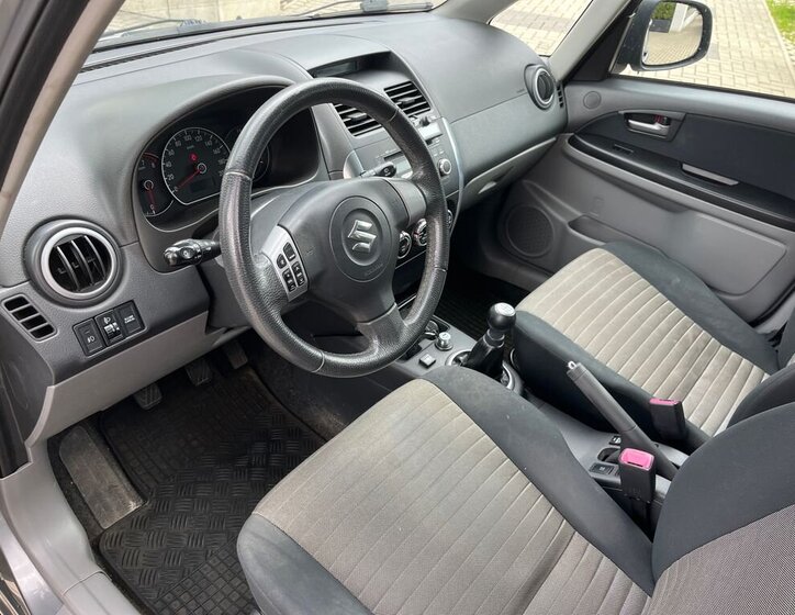 Suzuki SX4 SUV / Terénní 1,6 l 79 kw