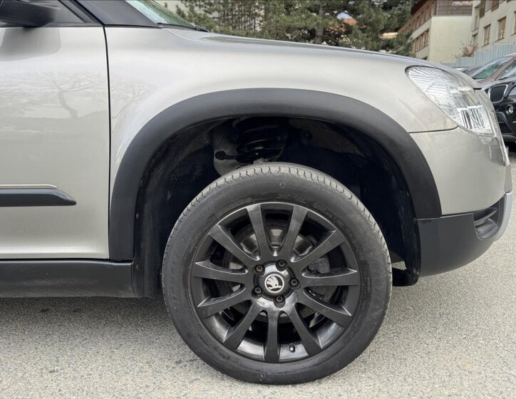 Škoda Yeti SUV / Terénní 1,2 l 77 kw