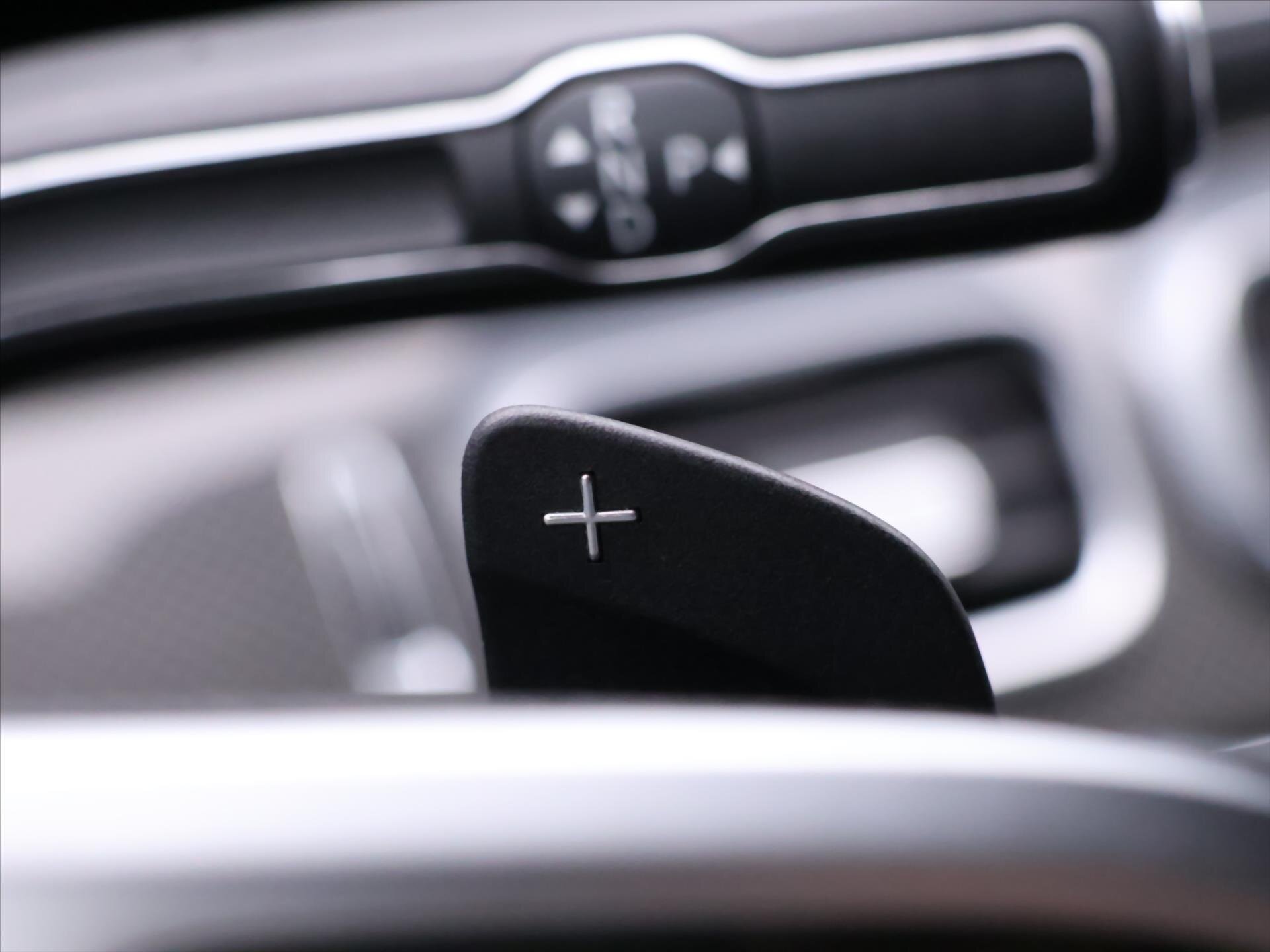 Mercedes-Benz GLE SUV 2,0 l 235 kw