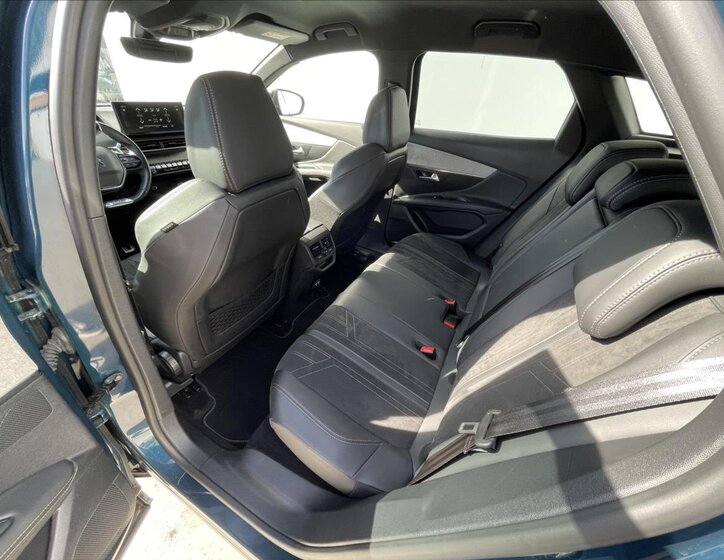 Peugeot 3008 16
