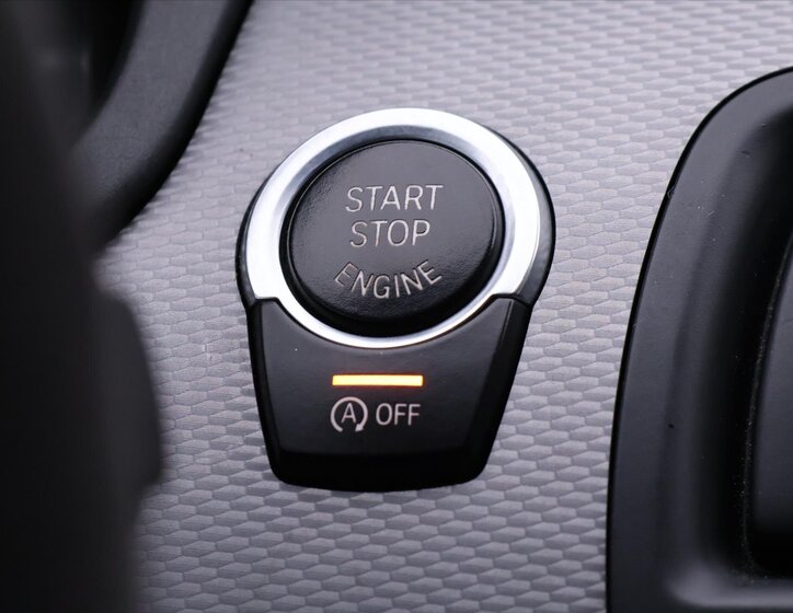 BMW Řada 5 Sedan / Limuzína 3,0 l 190 kw