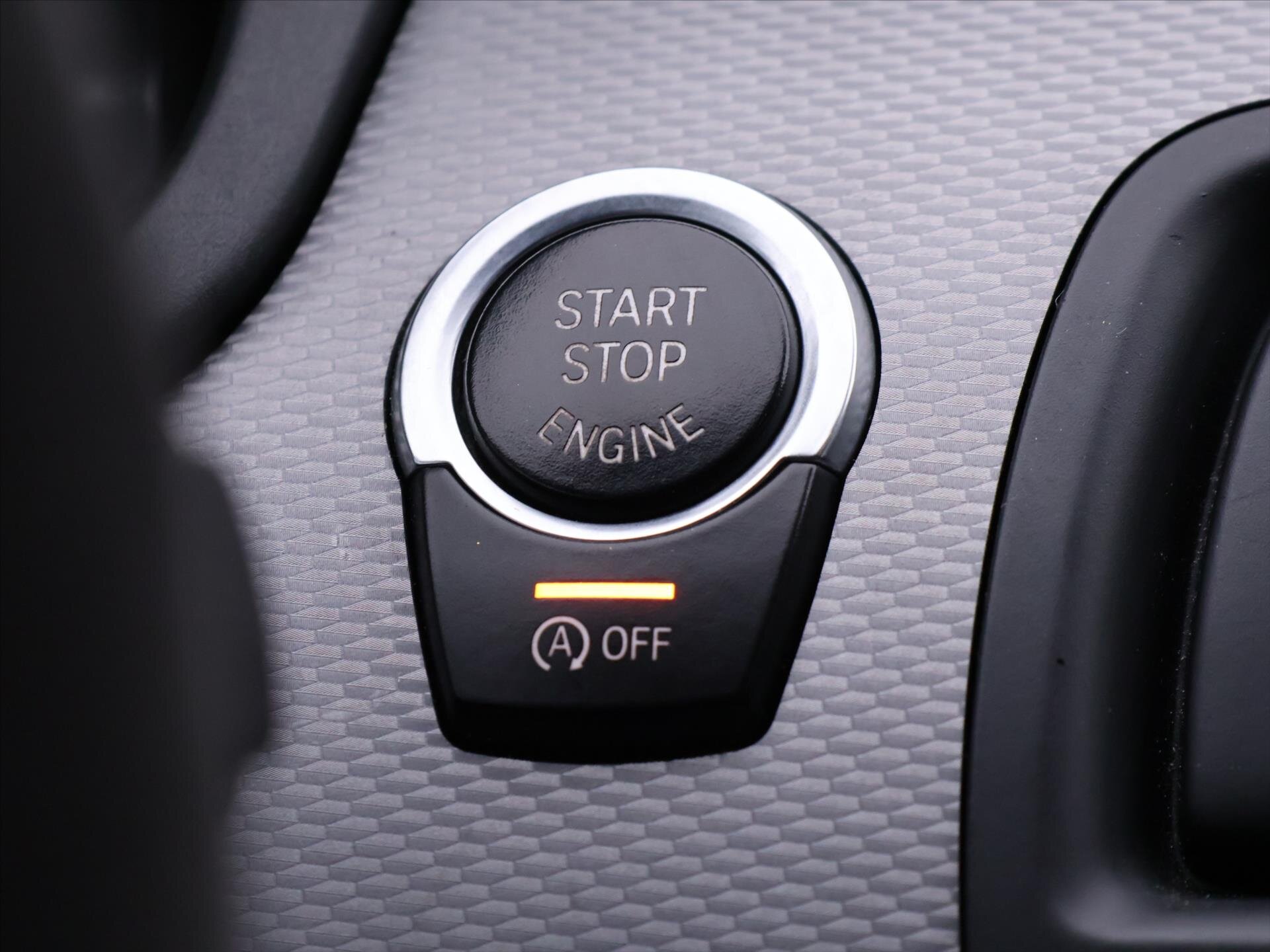 BMW Řada 5 Sedan / Limuzína 3,0 l 190 kw