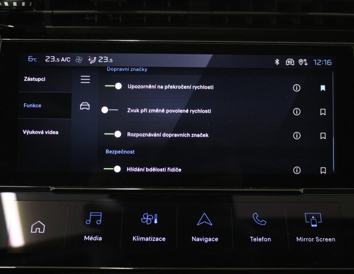 Peugeot 408 Liftback 1,2 l 96 kw