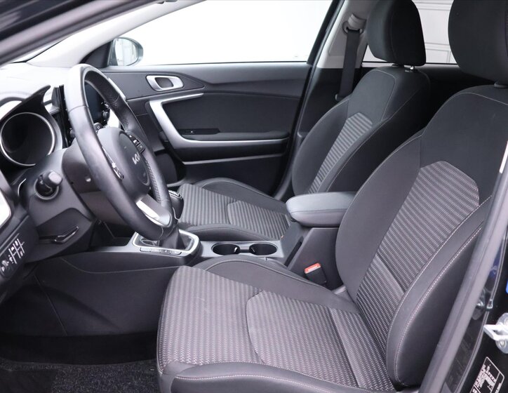 KIA Ceed Hatchback 998,0 74 kw