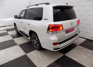 Toyota Land Cruiser 3