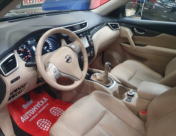 Nissan X-Trail MPV 1,6 l 96 kw