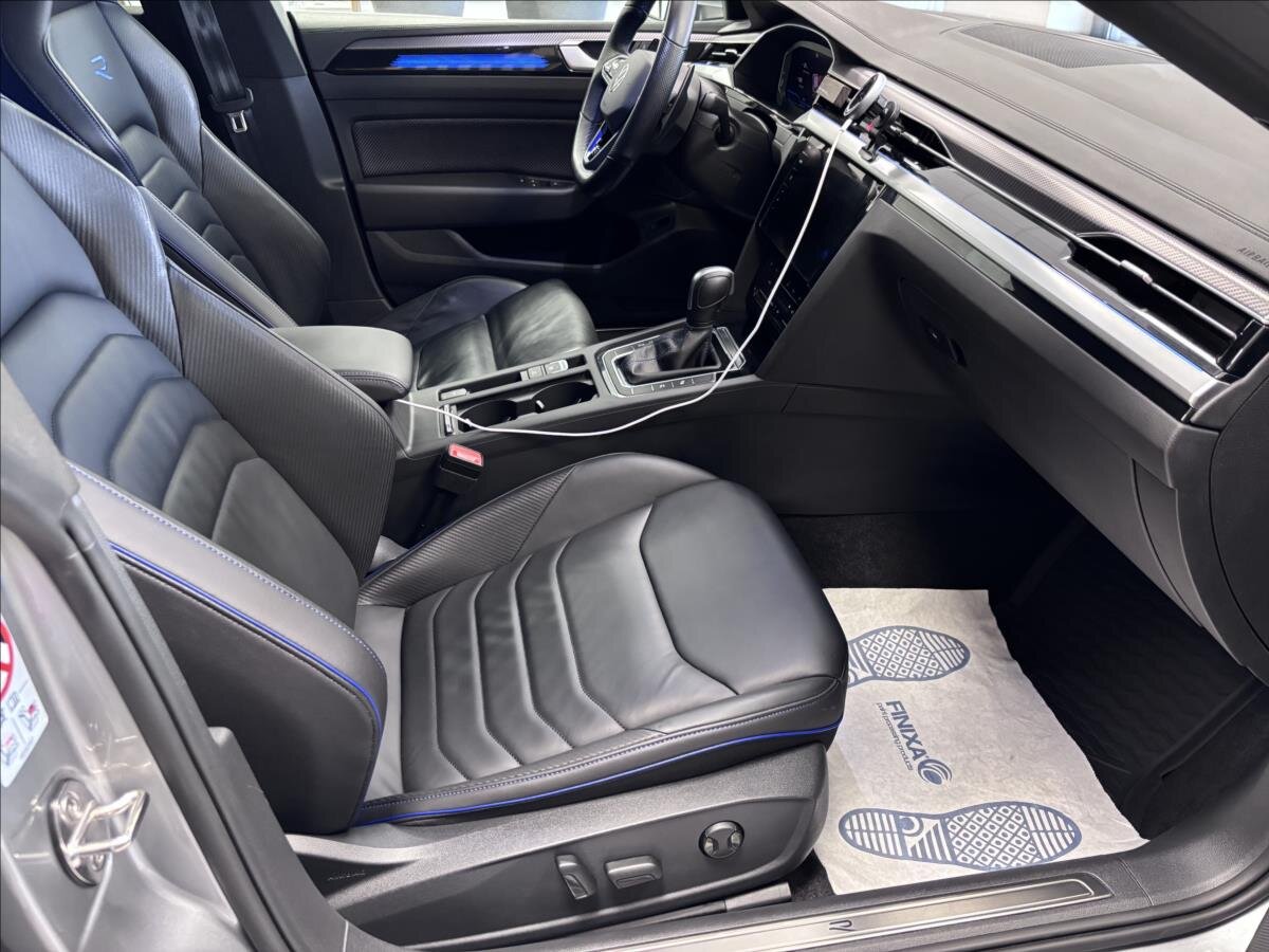 Volkswagen Arteon Kombi 2,0 l 235 kw