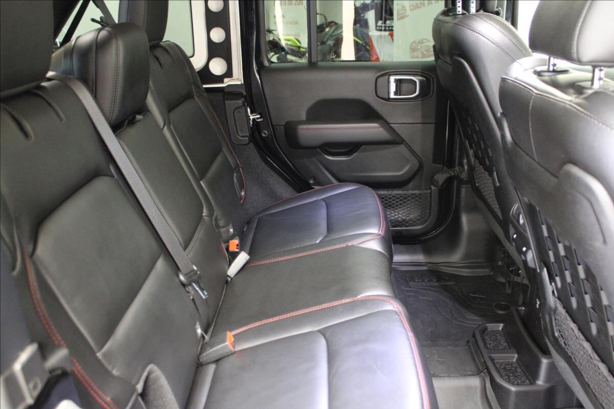 Jeep Wrangler Ostatní 2,0 l 200 kw