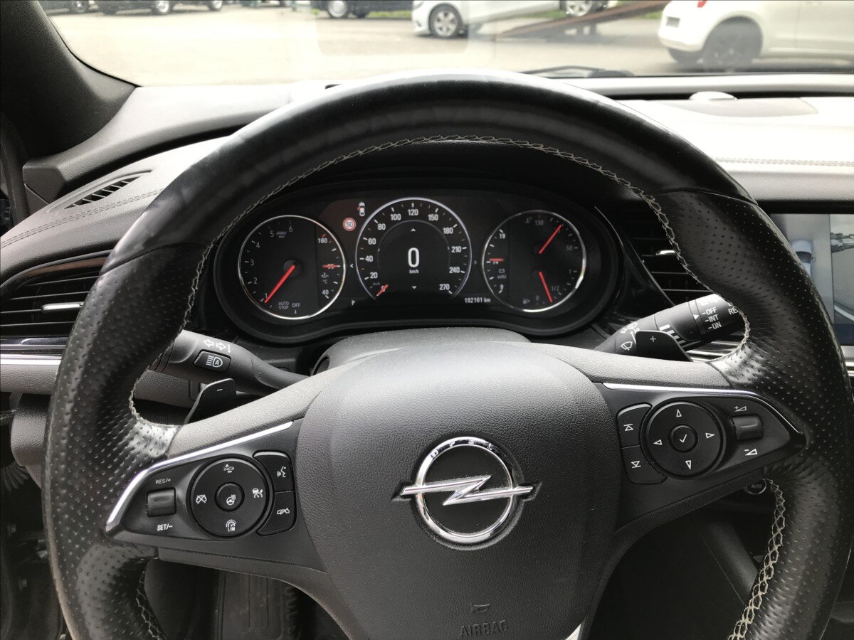 Opel Insignia Kombi 2,0 l 125 kw