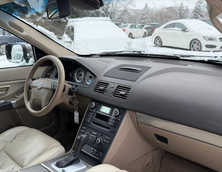 Volvo XC90 Kombi 2,4 l 147 kw