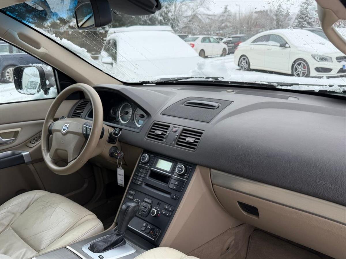 Volvo XC90 Kombi 2,4 l 147 kw