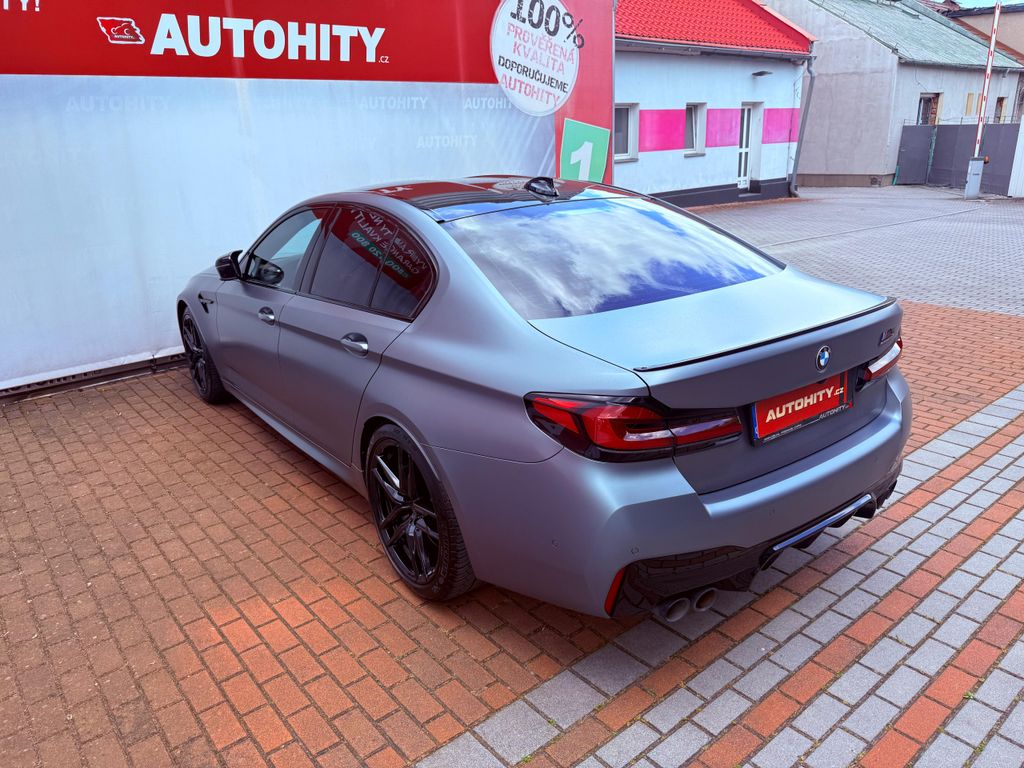 BMW M5