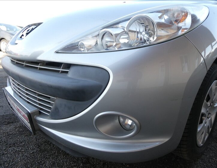 Peugeot 206 Hatchback 1,1 l 44 kw