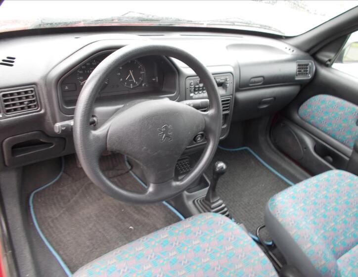 Peugeot 106 16