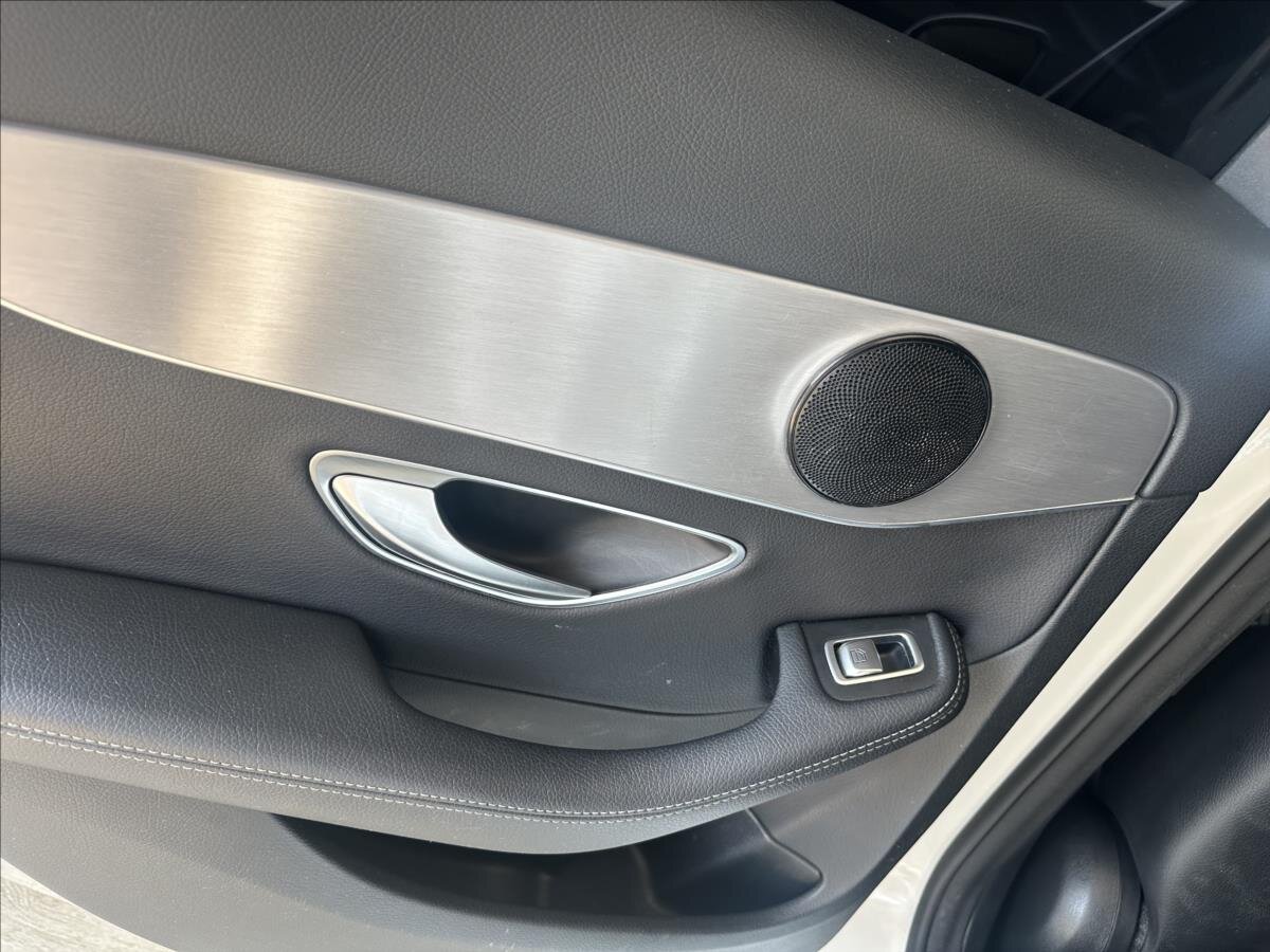 Mercedes-Benz Třídy C Kombi 2,1 l 125 kw