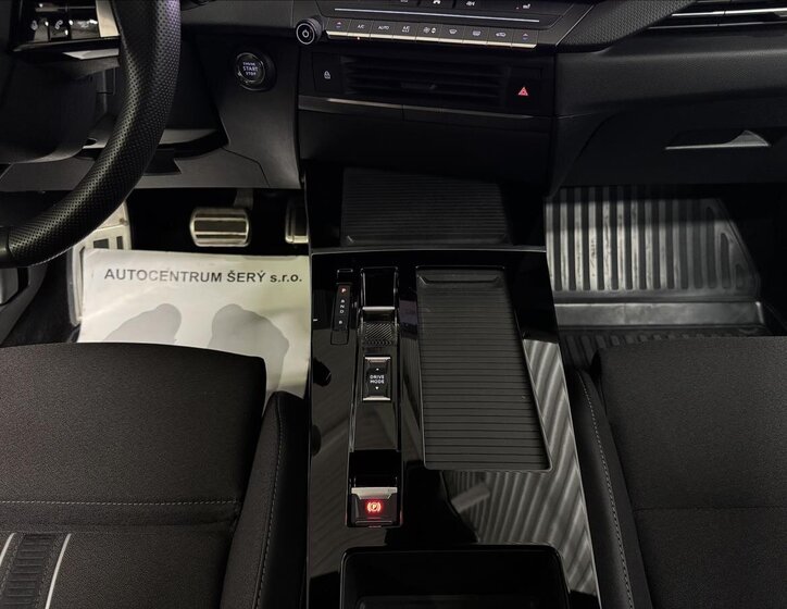 Opel Astra Hatchback 1,6 l 133 kw