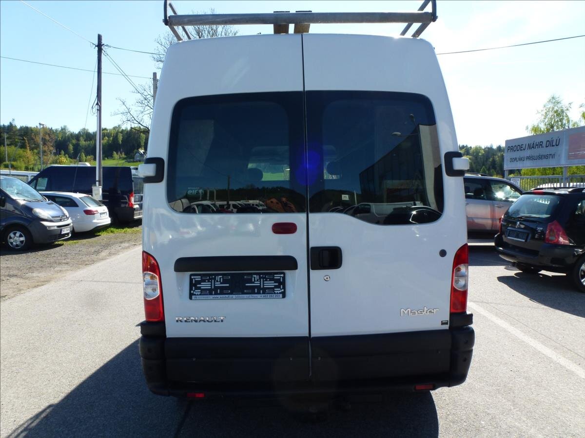 Renault Master Skříň 2,5 l 88 kw