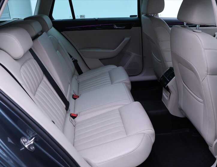 Škoda Superb Kombi 2,0 l 200 kw