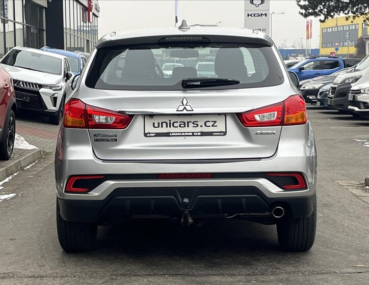 Mitsubishi ASX SUV 1,6 l 86 kw