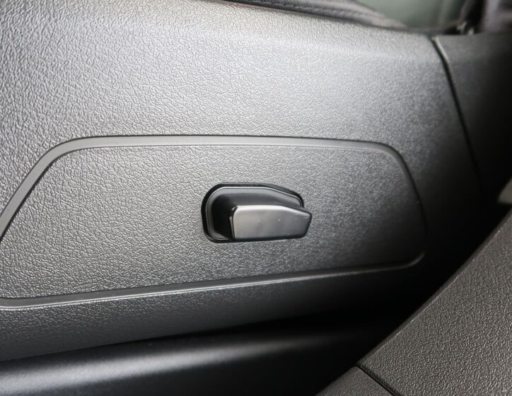 Jeep Compass SUV / Terénní 2,1 l 120 kw