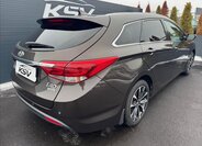 Hyundai i40 Kombi 1,7 l 104 kw