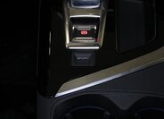 Peugeot 3008 SUV / Terénní 1,2 l 96 kw