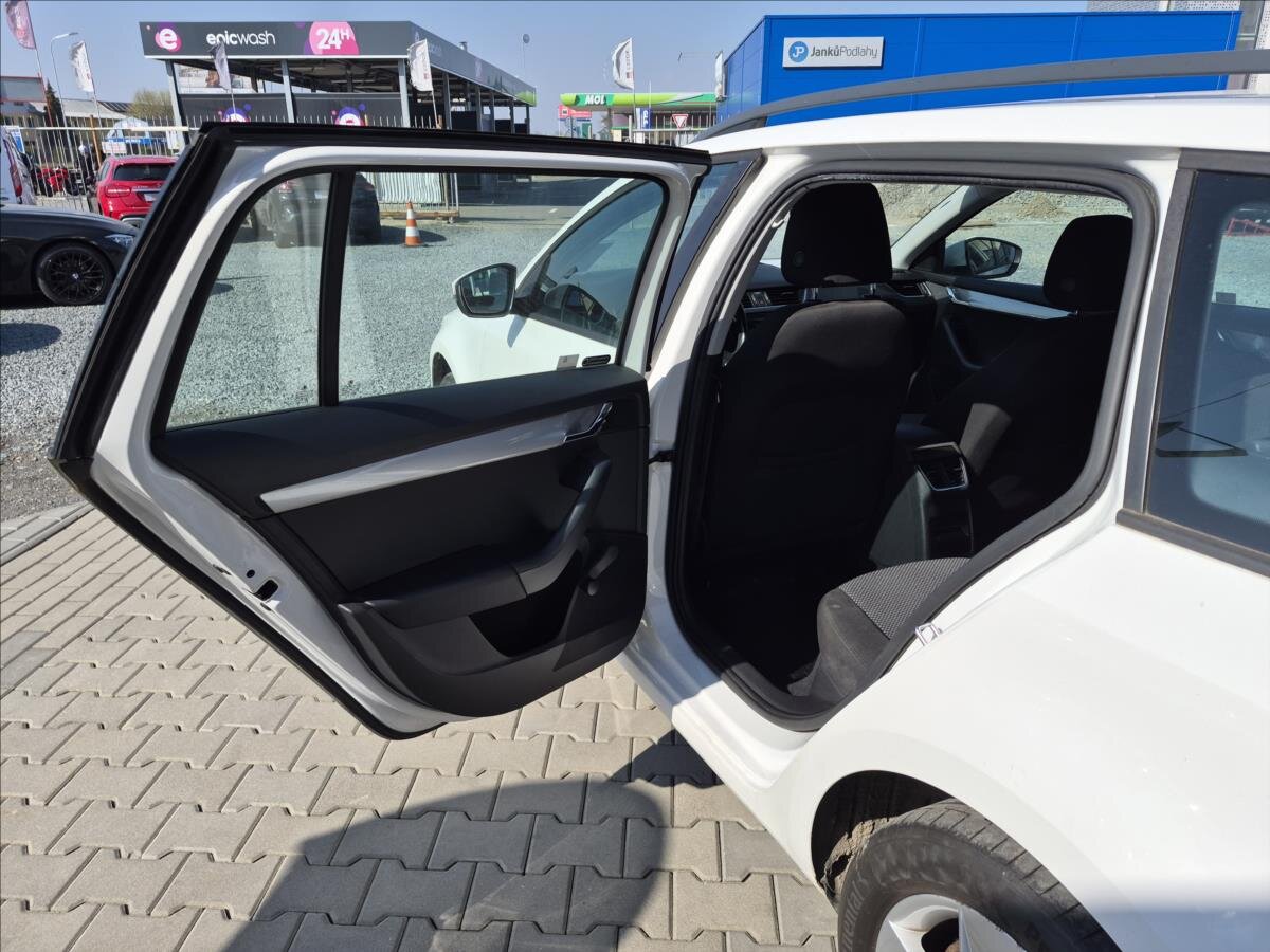 Škoda Octavia Kombi 1,6 l 77 kw
