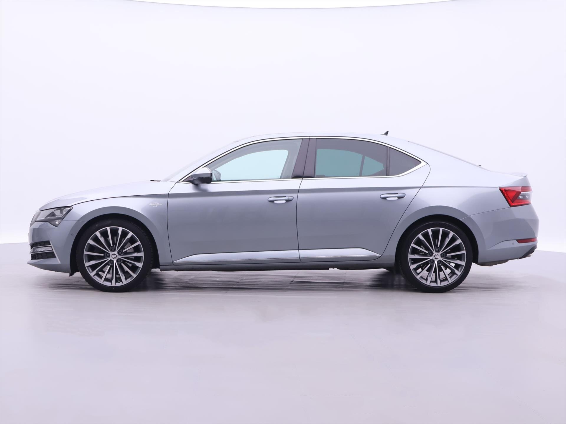 Škoda Superb Liftback 2,0 l 200 kw