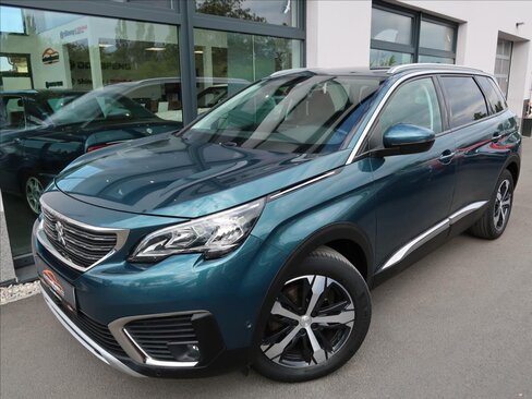 Peugeot 5008 SUV / Terénní 1,2 l 96 kw
