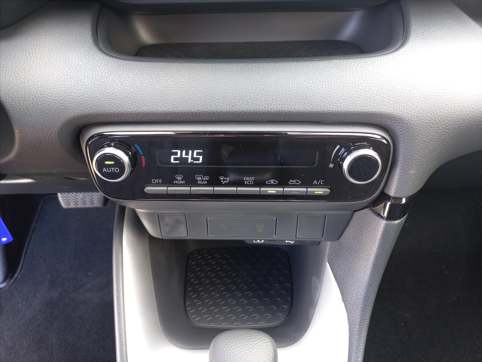 Toyota Yaris Hatchback 1,5 l 68 kw