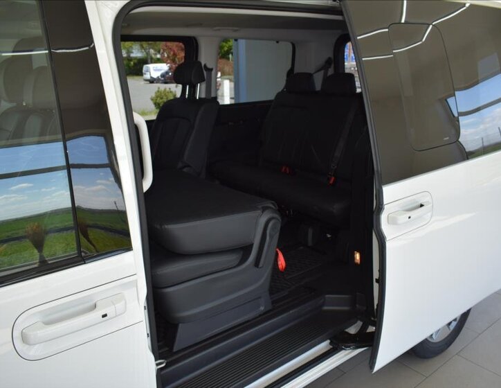 Hyundai Staria MPV 2,2 l 130 kw