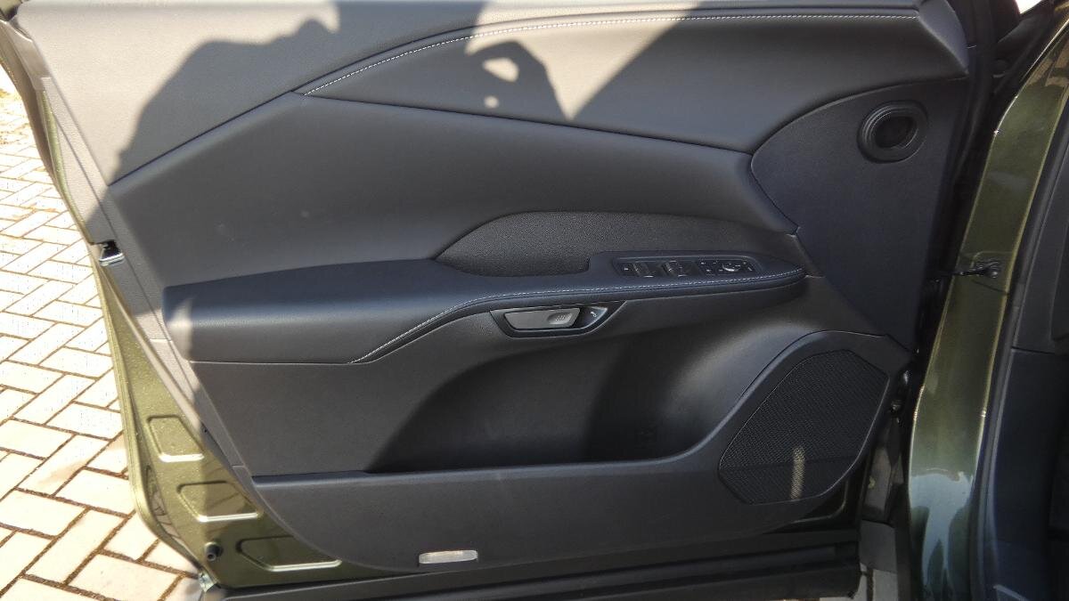 Lexus RX 350h SUV / Terénní 2,5 l 140 kw