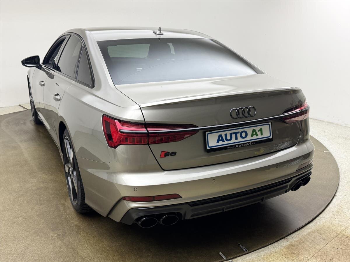 Audi S6 Sedan 3,0 l 257 kw